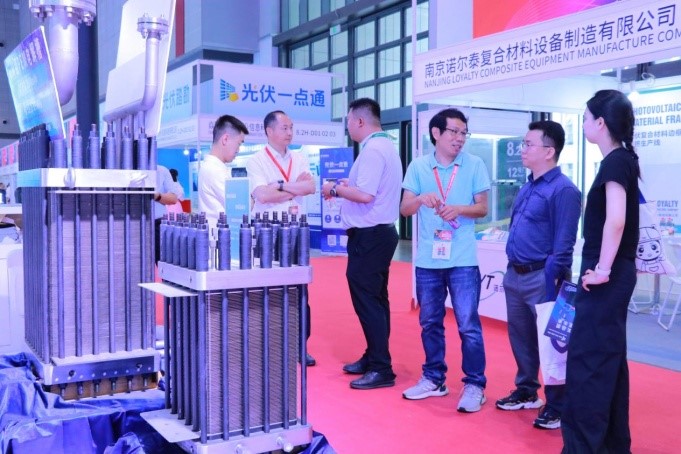 航宇氢能高新产品亮相第十七届光伏展